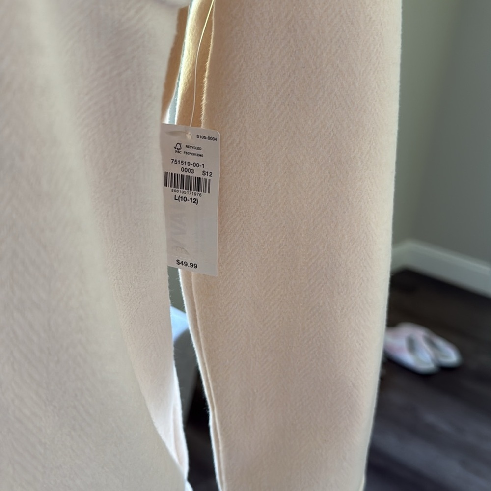Old Navy Kids Off-White Jacket - Picture 3 of 4